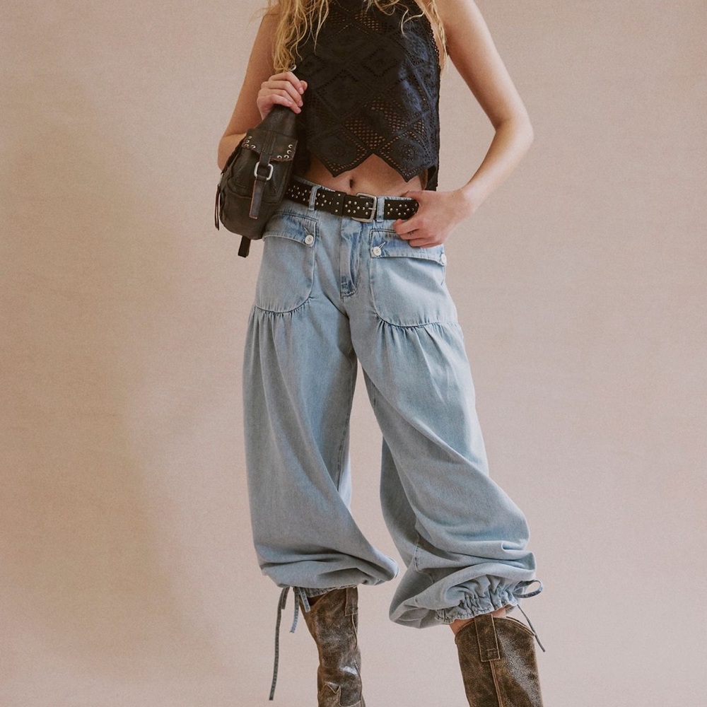 *SOLD*We The Free Blue High-Waisted Flare Jeans